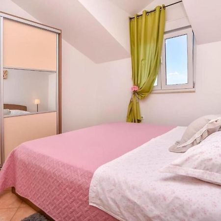 Apartments Anka 罗戈兹尼察 外观 照片