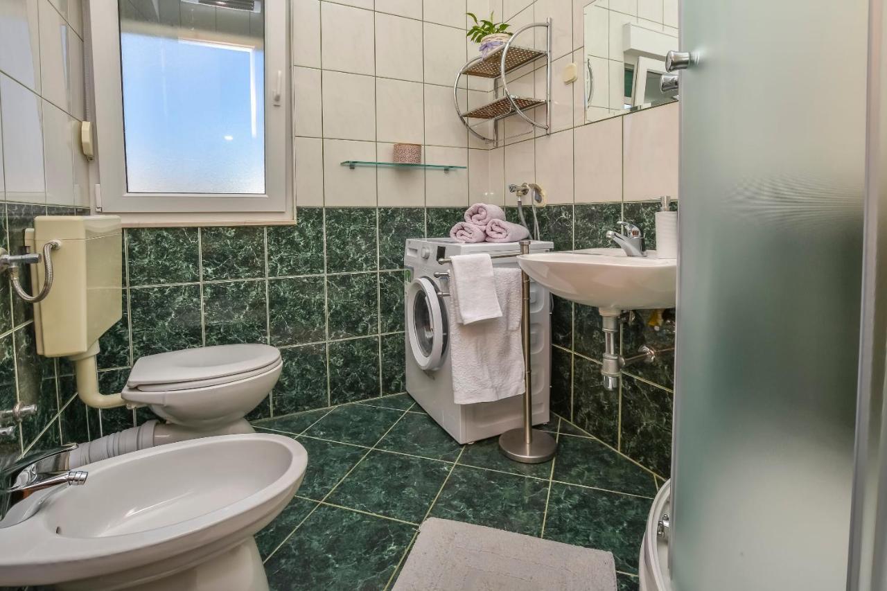 Apartments Anka 罗戈兹尼察 外观 照片
